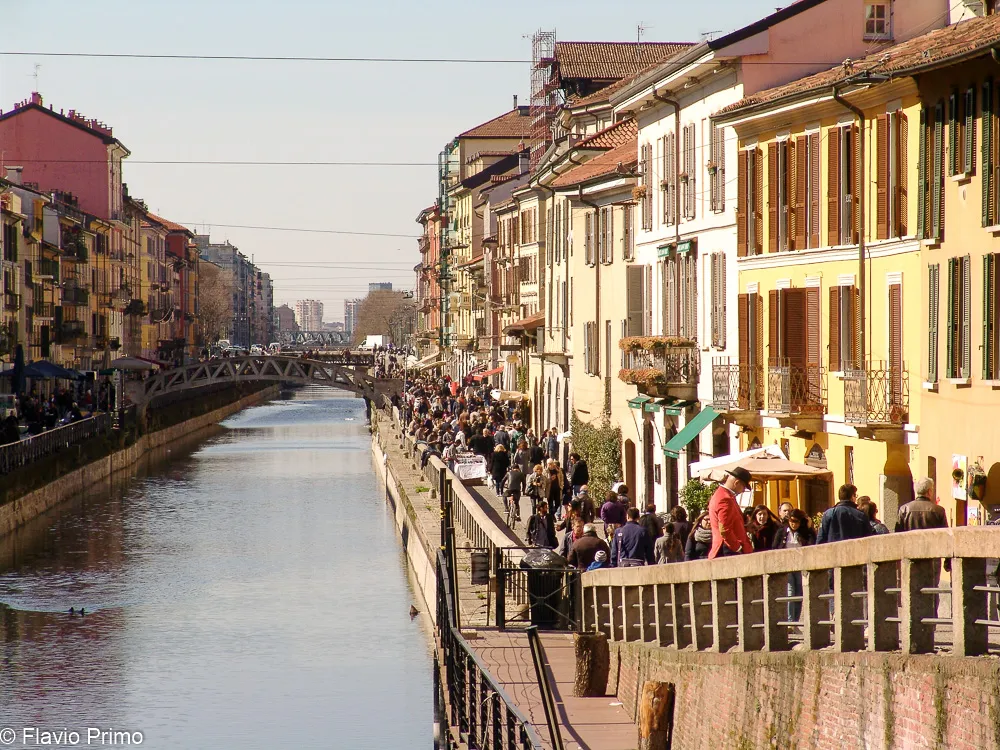 A sunny Saturday morning in Milan — DSC00369
