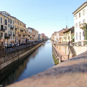 A sunny Saturday morning in Milan — DSC00370