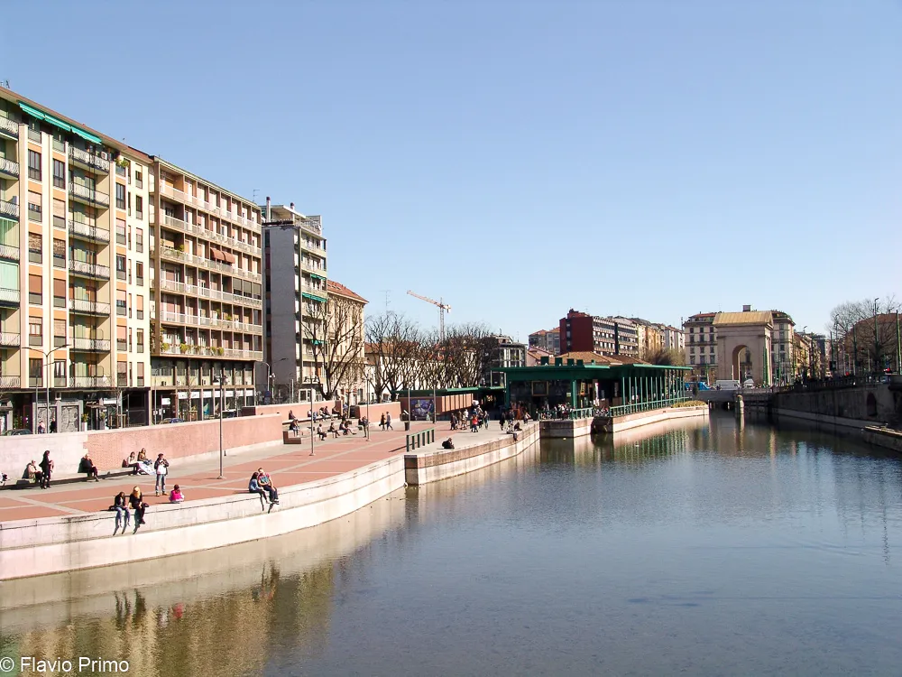 A sunny Saturday morning in Milan — DSC00376