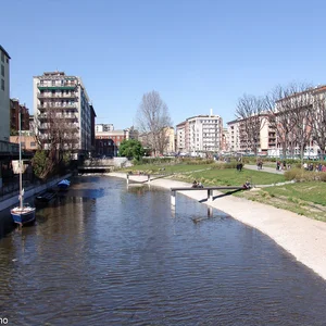 A sunny Saturday morning in Milan — DSC00384
