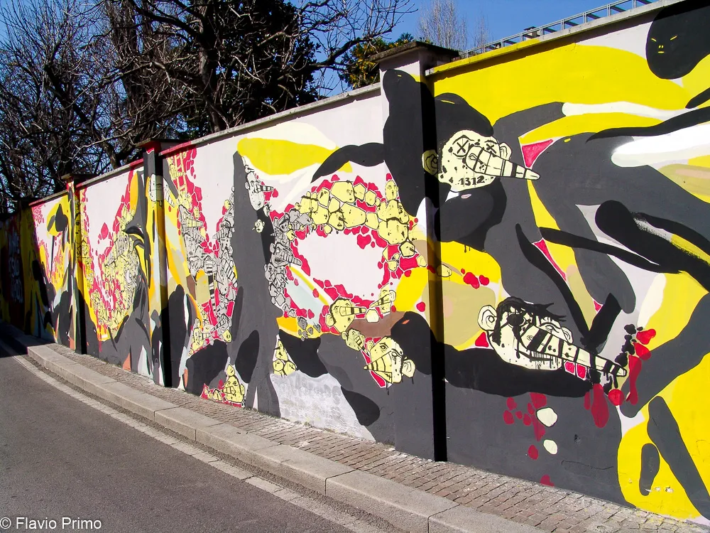 A sunny Saturday morning in Milan — DSC00421