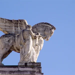 A sunny Saturday morning in Milan — DSC00433