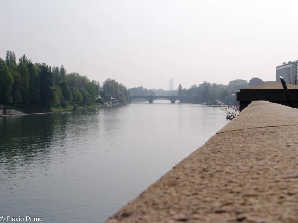 Il cielo su Torino sembra ridere al tuo fianco — DSC00763