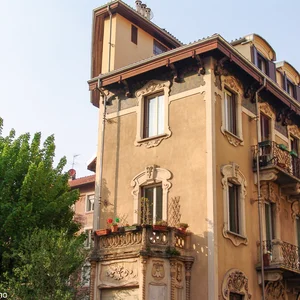 Il cielo su Torino sembra ridere al tuo fianco — DSC00818