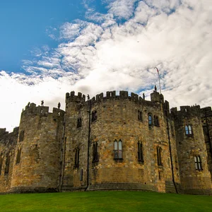 Alnwick, hand over your broom! — DSC_0040